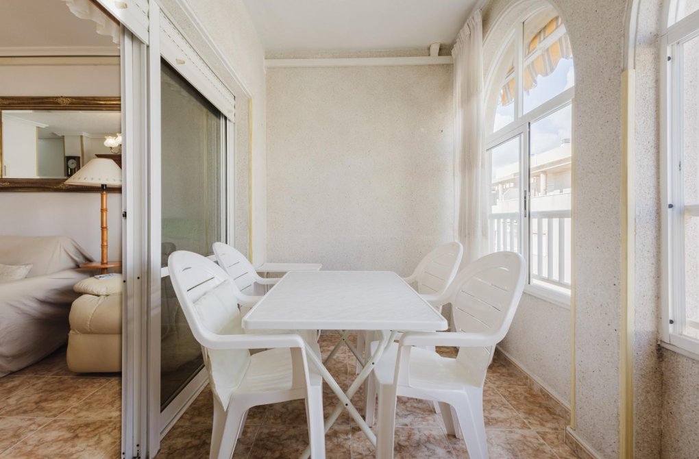 Resale - Apartment - Torrevieja - Acequion