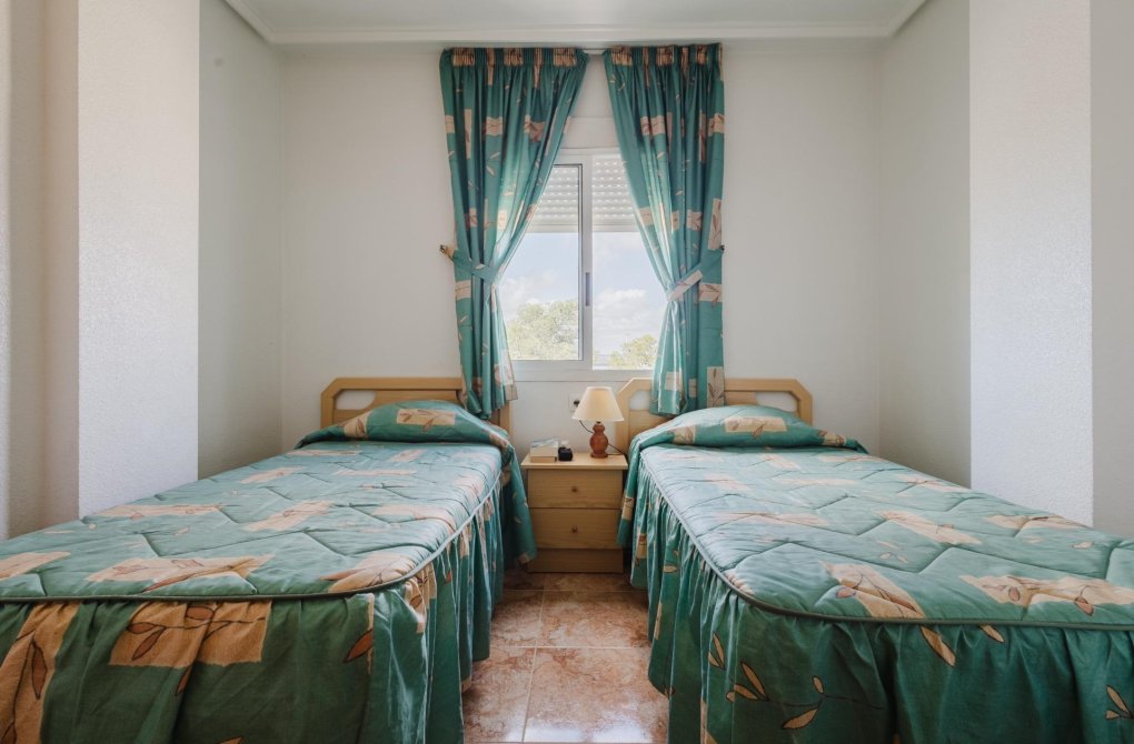 Resale - Apartment - Torrevieja - Centro