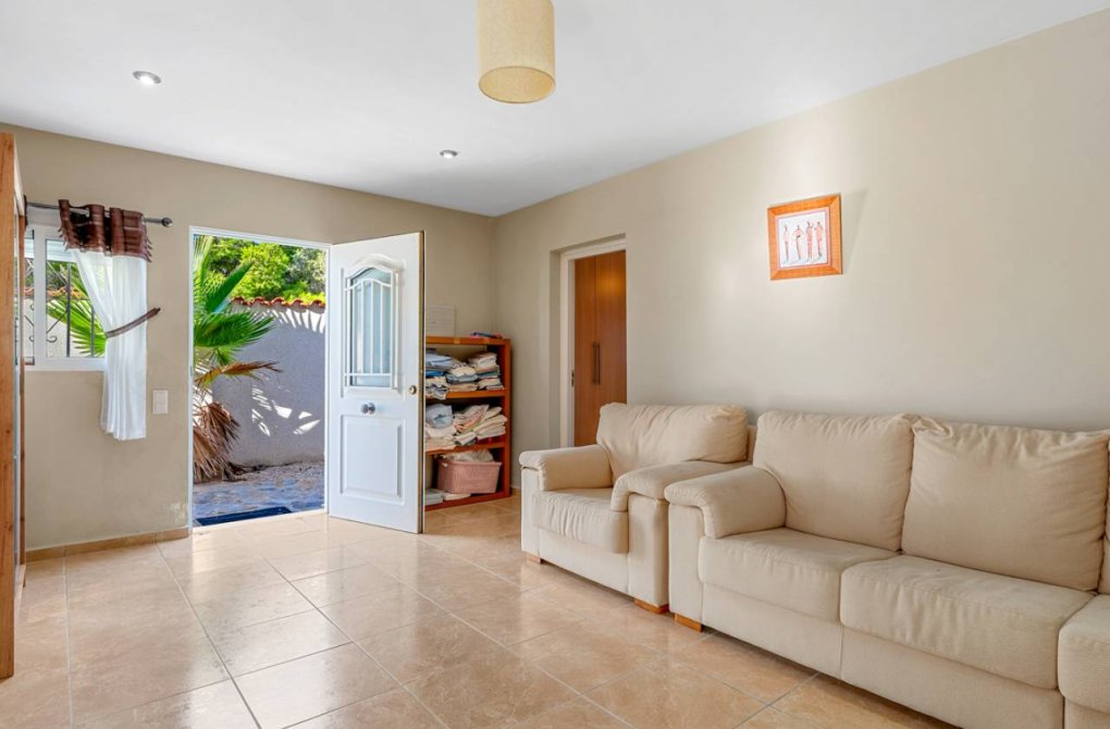 Resale - Villa - Ciudad Quesada