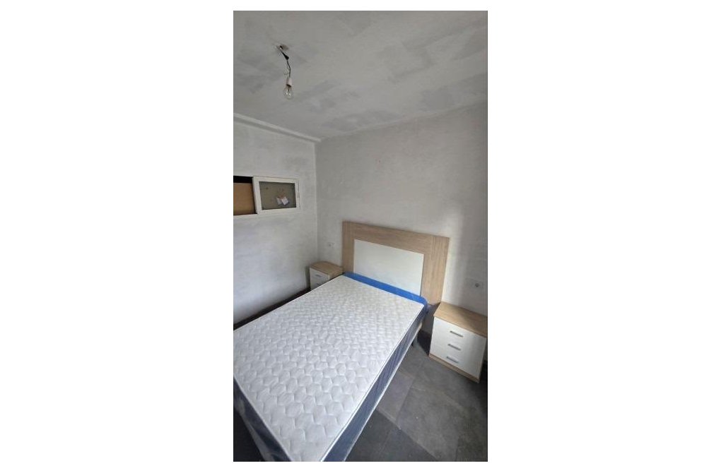 Resale - Apartment - Oviedo - Trubia