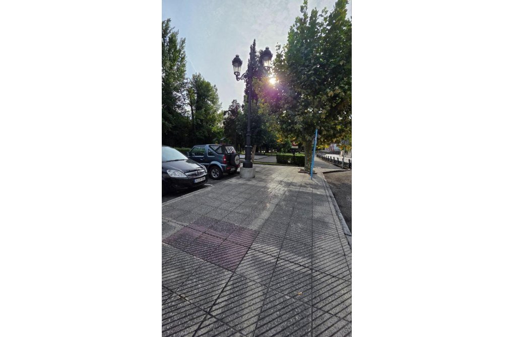 Resale - Apartment - Oviedo - Trubia