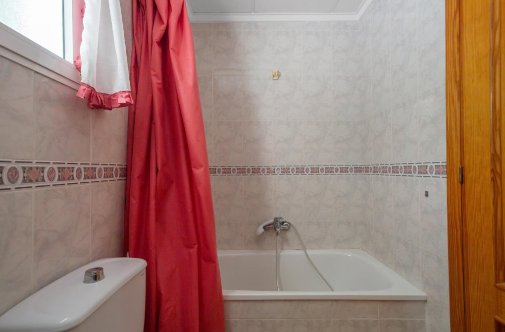 Resale - Apartment - Torrevieja - Playa del Cura