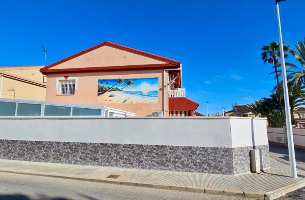 Resale - Townhouse - San Javier