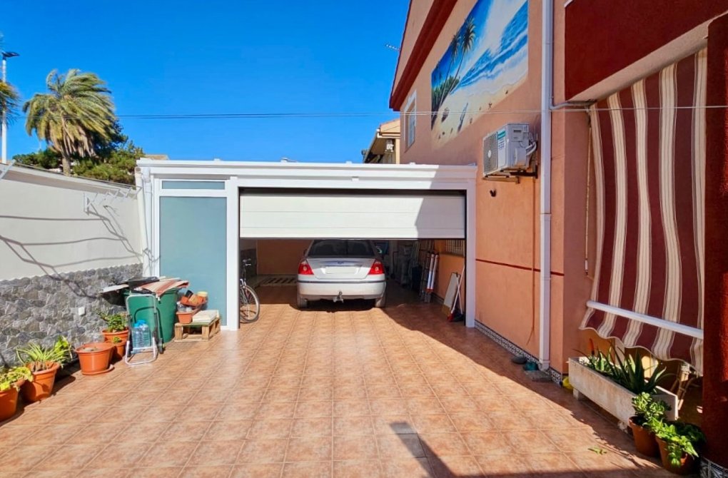 Resale - Townhouse - San Javier