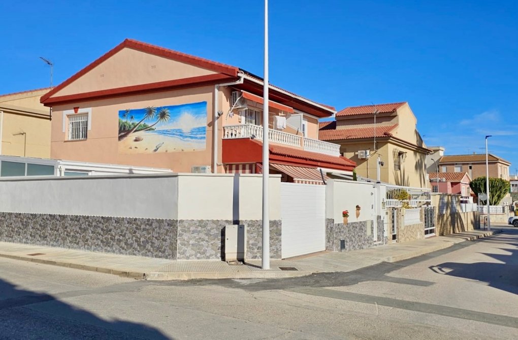 Resale - Townhouse - San Javier