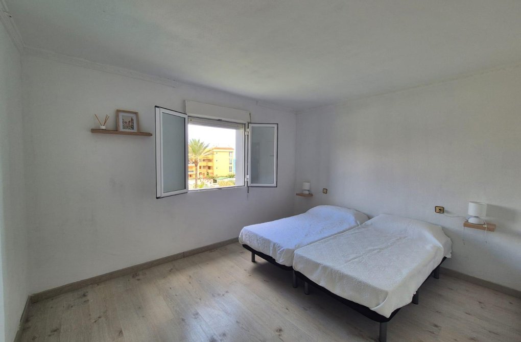 Rynek wtórny - Apartament - Torrevieja - Punta prima