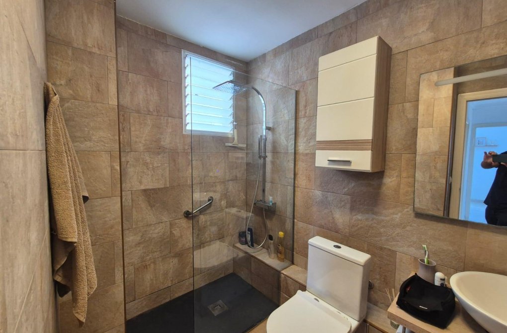 Rynek wtórny - Apartament - Torrevieja - Punta prima