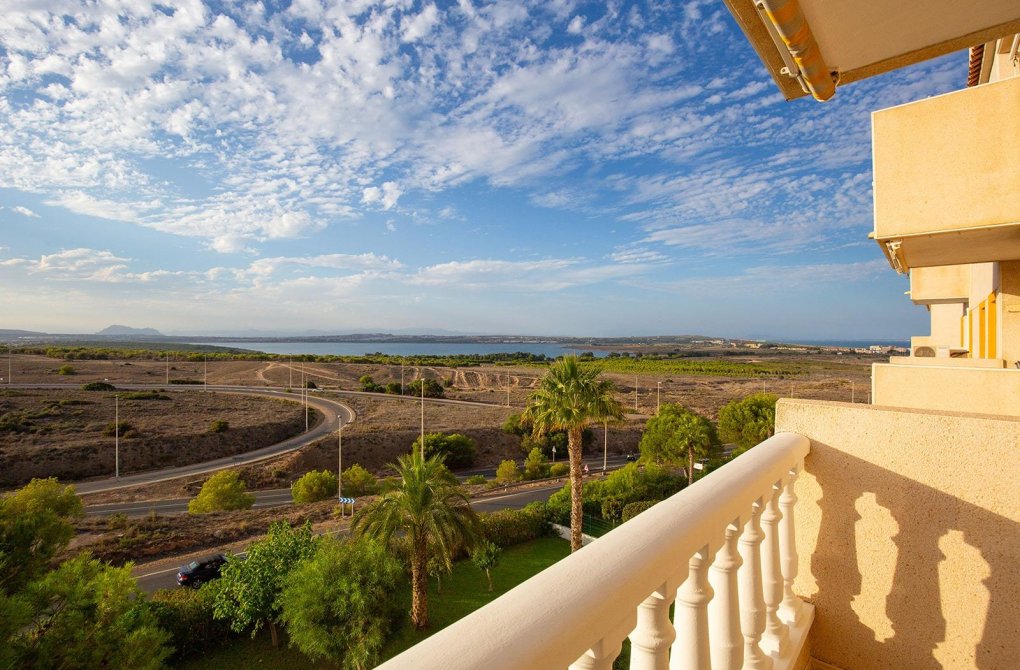Resale - Apartment - Torrevieja - Torreblanca