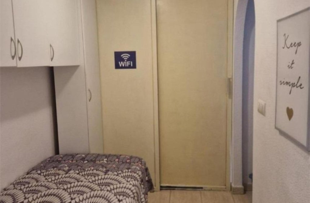 Rynek wtórny - Studio - Torrevieja - Estacion de autobuses