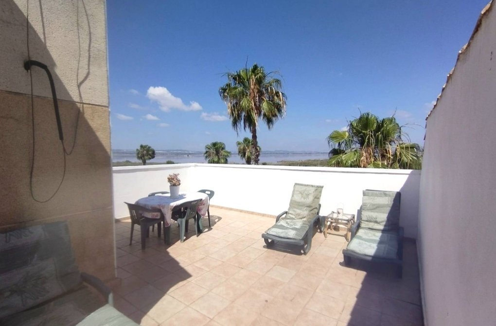 Resale - Villa - Torrevieja - La Siesta - El Salado - Torreta