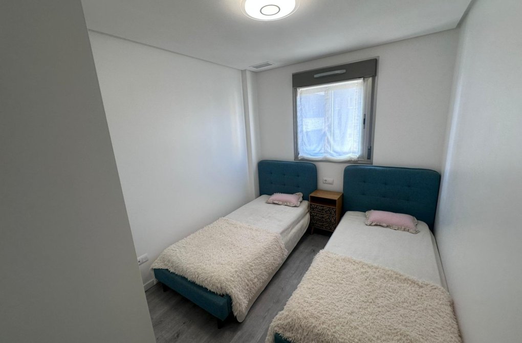 Resale - Apartment - Orihuela Costa - Villamartin