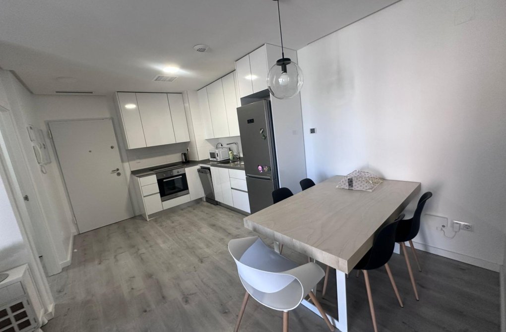 Resale - Apartment - Orihuela Costa - Villamartin