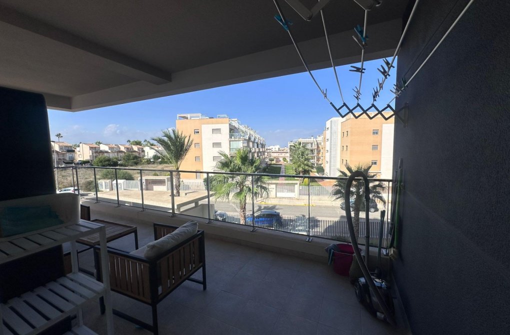 Resale - Apartment - Orihuela Costa - Villamartin