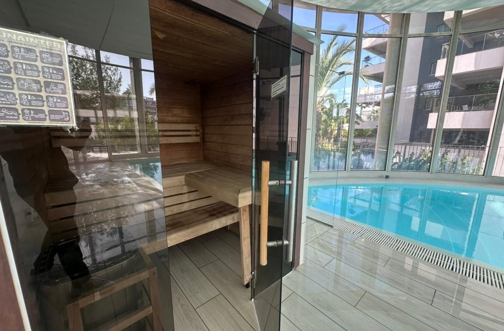 Resale - Apartment - Orihuela Costa - Villamartin