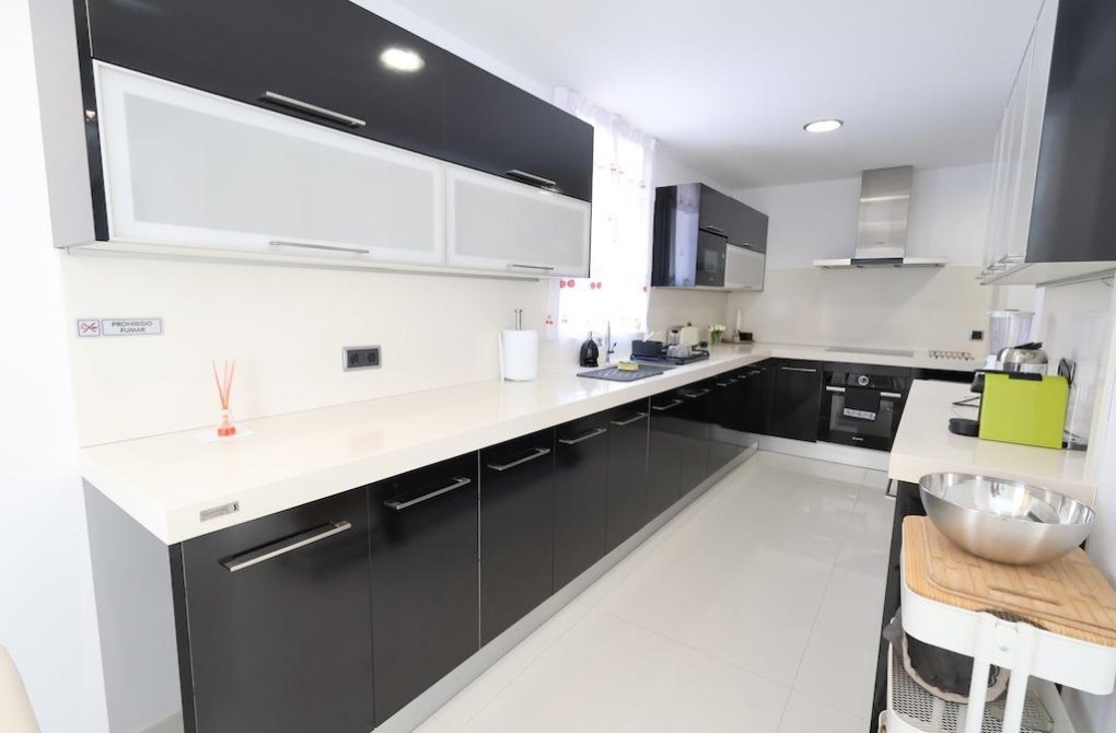 Resale - Chalet - Cabo Roig - Costa blanca