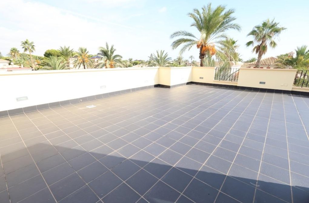 Resale - Chalet - Cabo Roig - Costa blanca