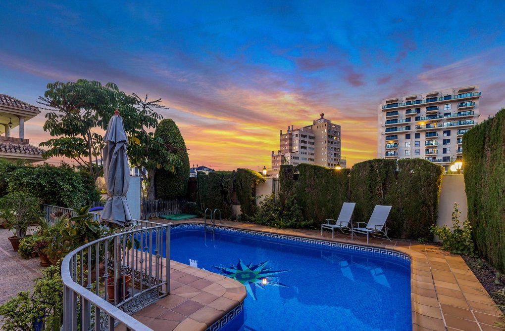 Resale - Villa - Torrevieja - La veleta