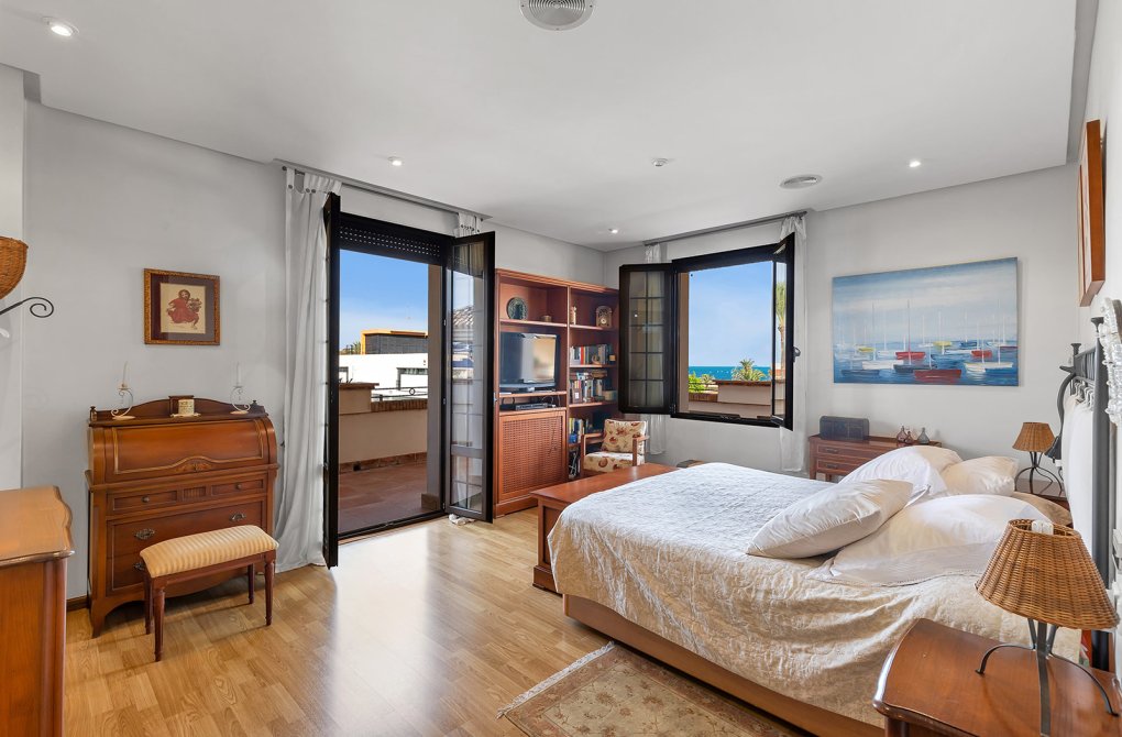 Resale - Villa - Torrevieja - La veleta