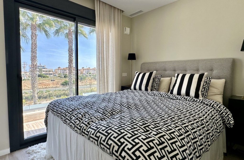 Resale - Detached Villa - Orihuela Costa - Lomas de Cabo Roig