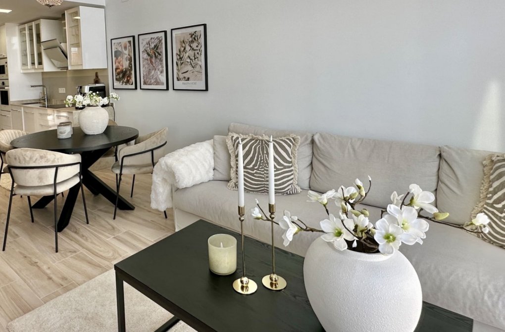 Resale - Detached Villa - Orihuela Costa - Lomas de Cabo Roig