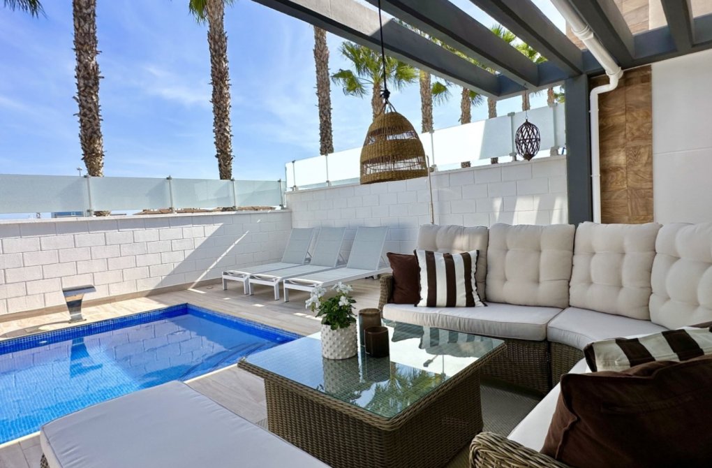 Resale - Detached Villa - Orihuela Costa - Lomas de Cabo Roig