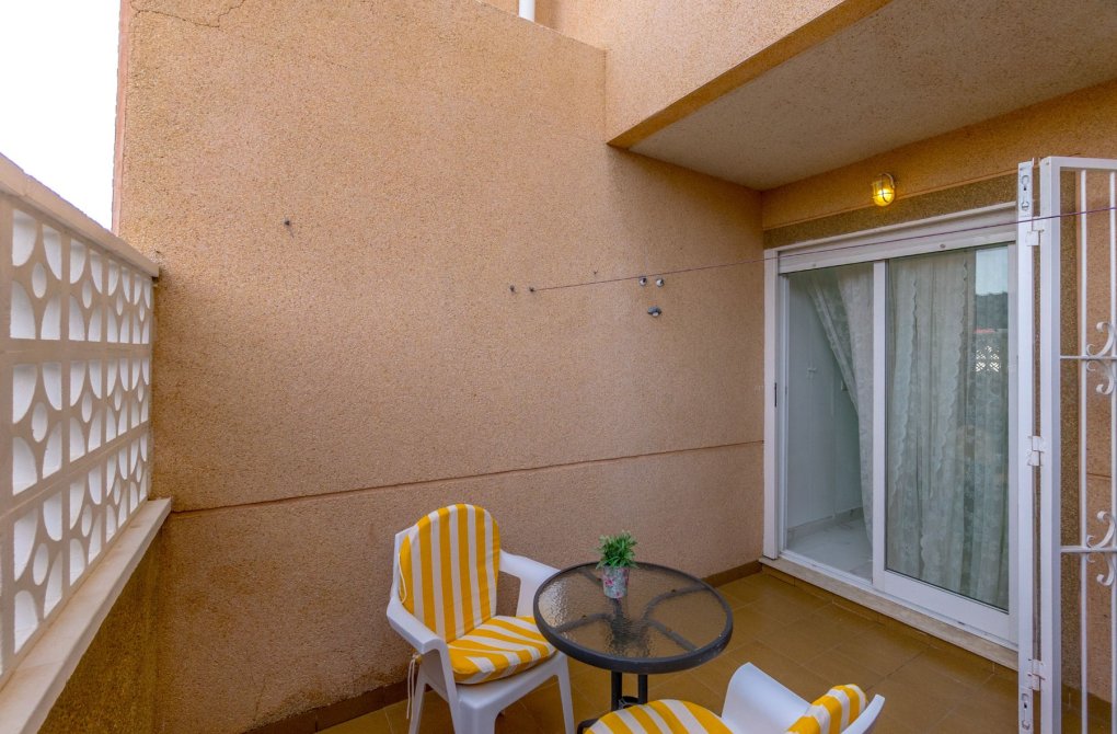 Resale - Apartment - Torrevieja - Centro