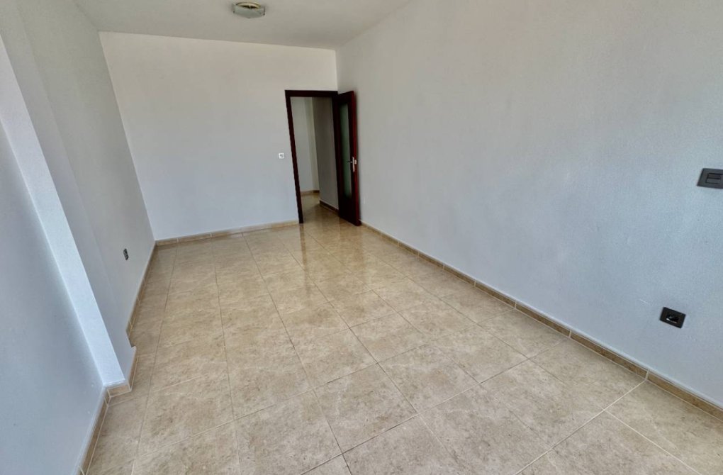 Resale - Apartment - Benijofar