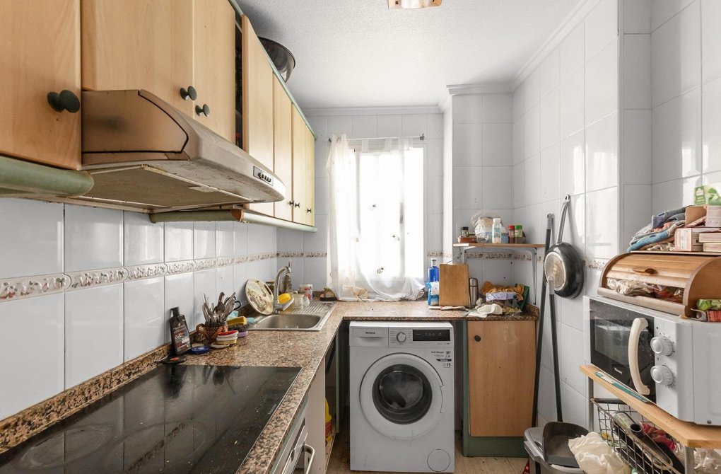 Resale - Apartment - Torrevieja - Estacion de autobuses