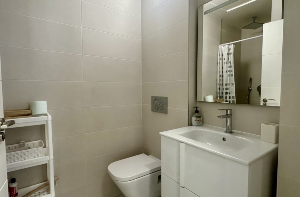 Resale - Apartment - Orihuela Costa - Villamartín