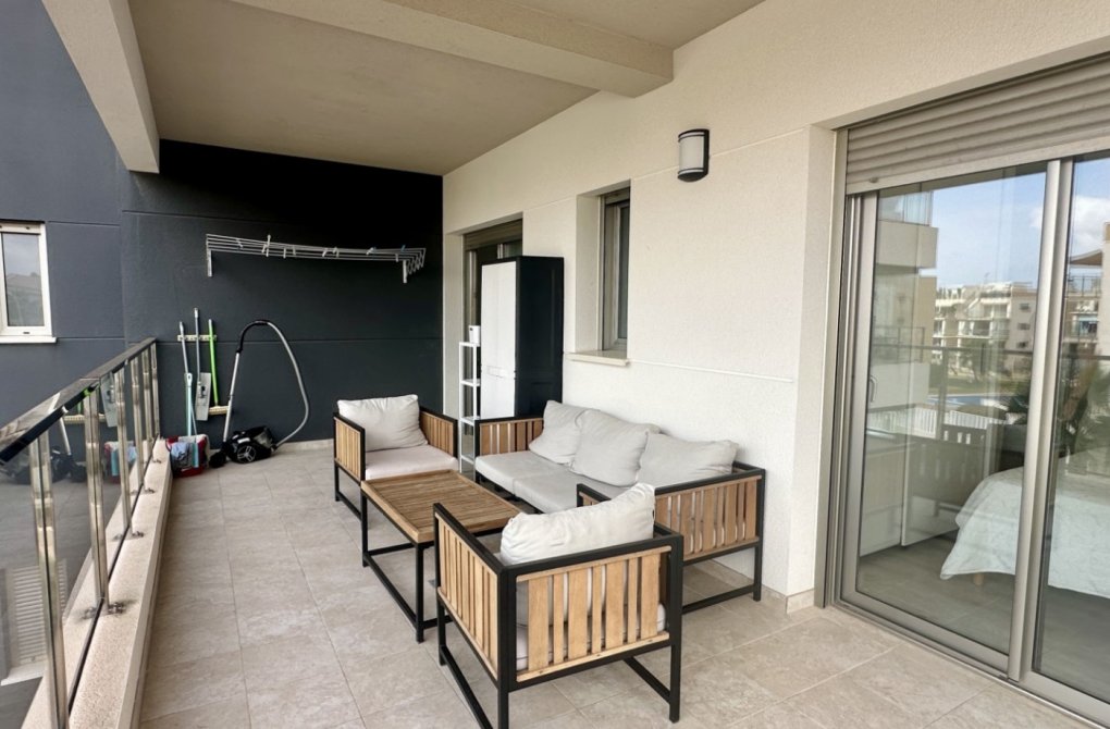 Resale - Apartment - Orihuela Costa - Villamartín