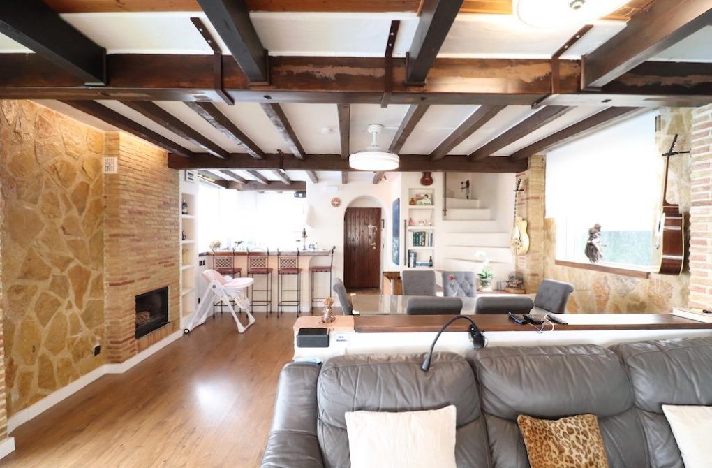 Resale - Chalet - Orihuela Costa - Montezenia