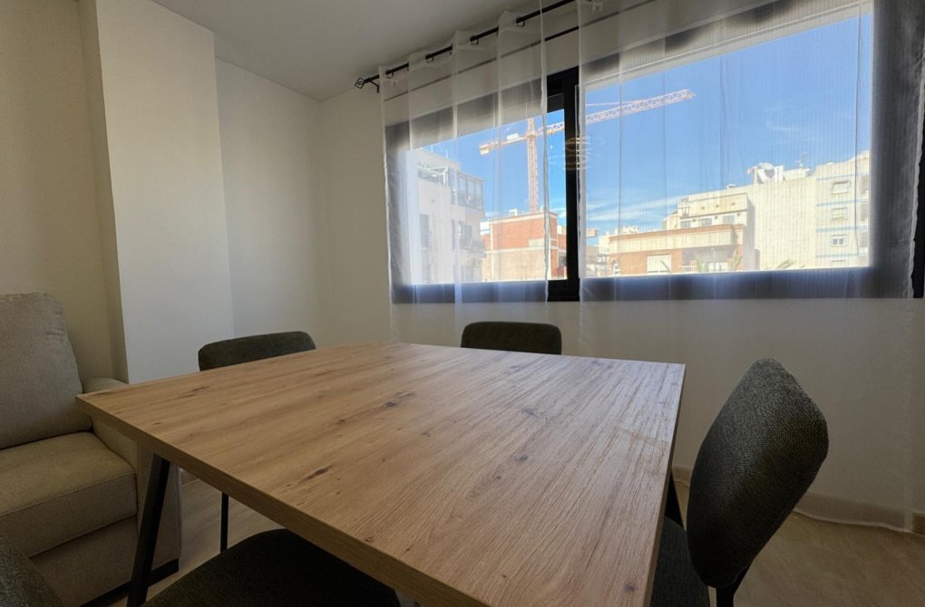 Resale - Apartment - Torrevieja - torrevieja