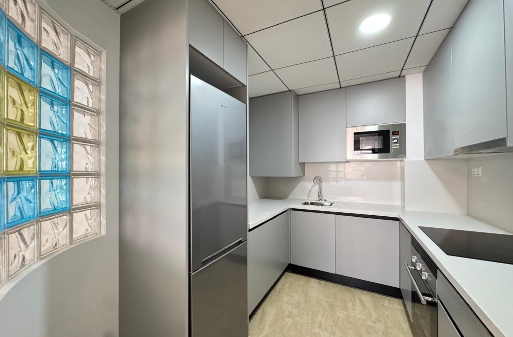 Resale - Apartment - Torrevieja - torrevieja