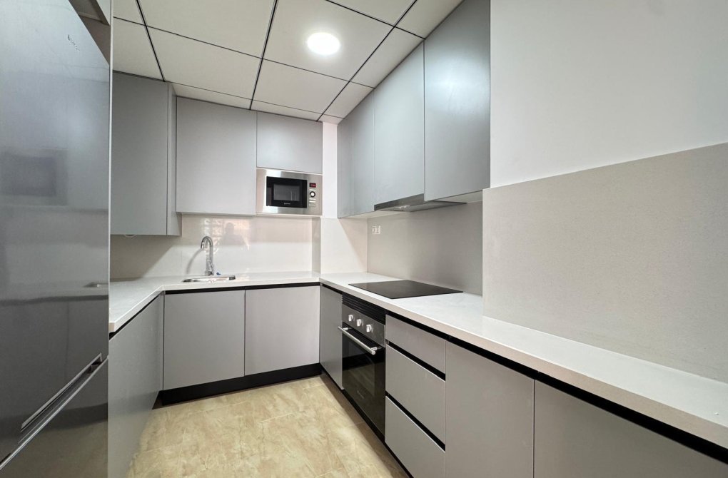 Resale - Apartment - Torrevieja - torrevieja