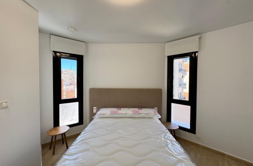 Resale - Apartment - Torrevieja - torrevieja