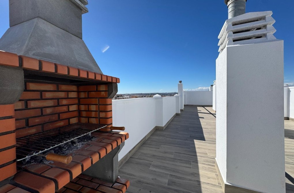 Resale - Apartment - Torrevieja - torrevieja