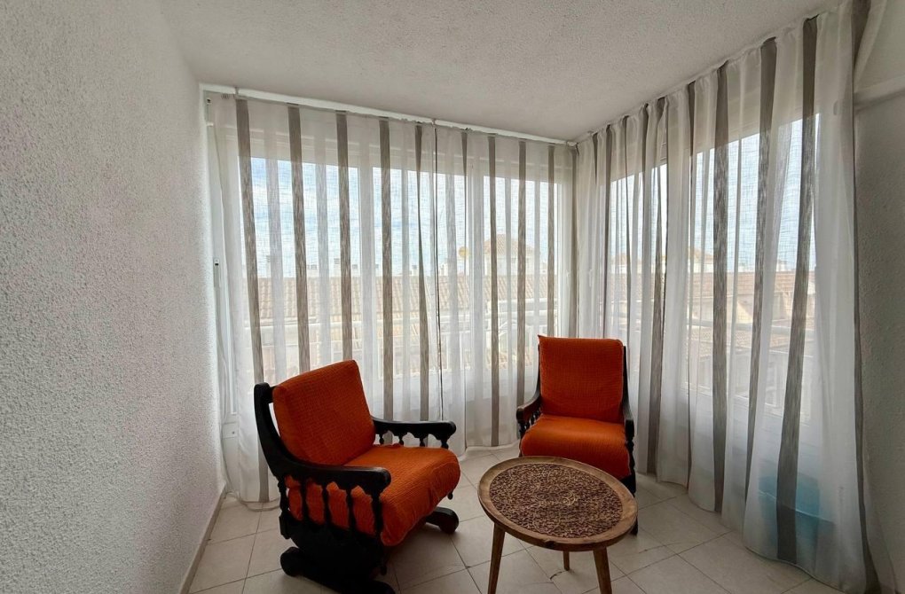 Resale - Apartment - Torrevieja - Acequion