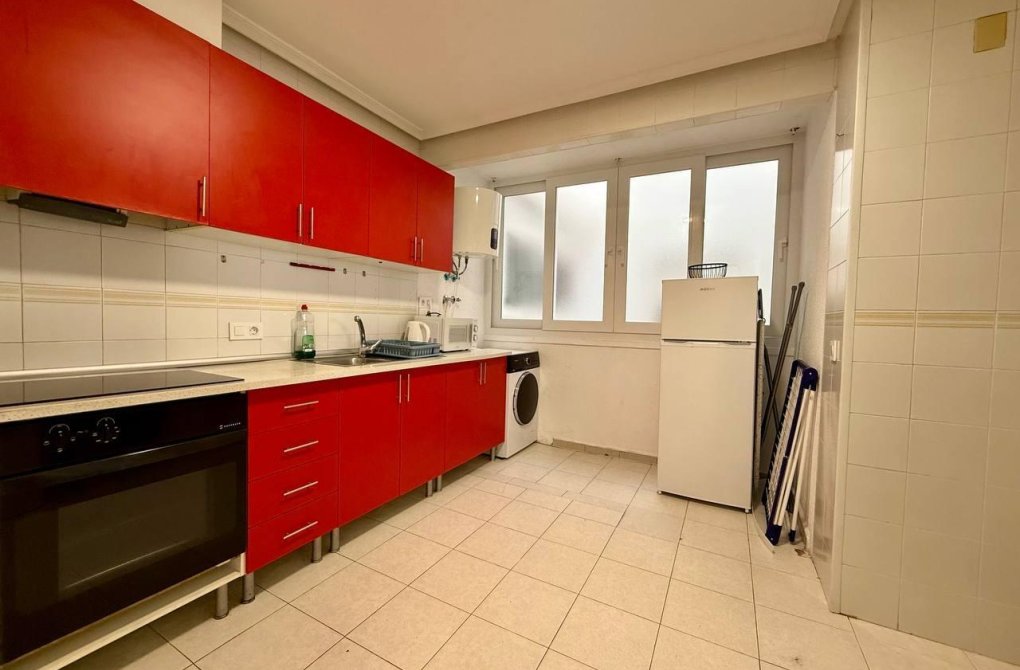 Resale - Apartment - Torrevieja - Acequion