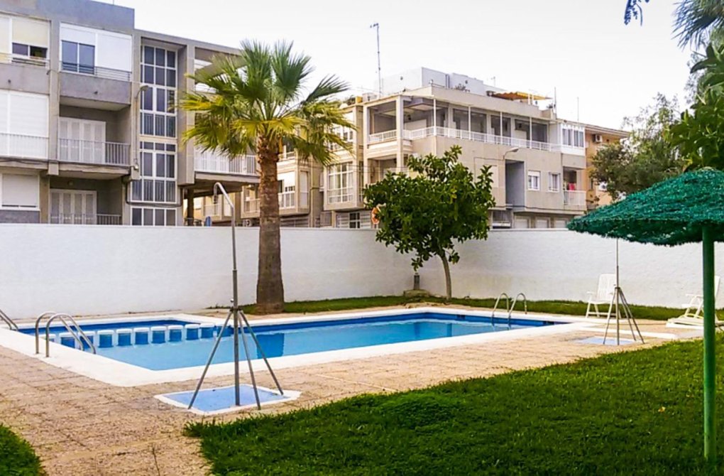 Resale - Apartment - Torrevieja - Habaneras