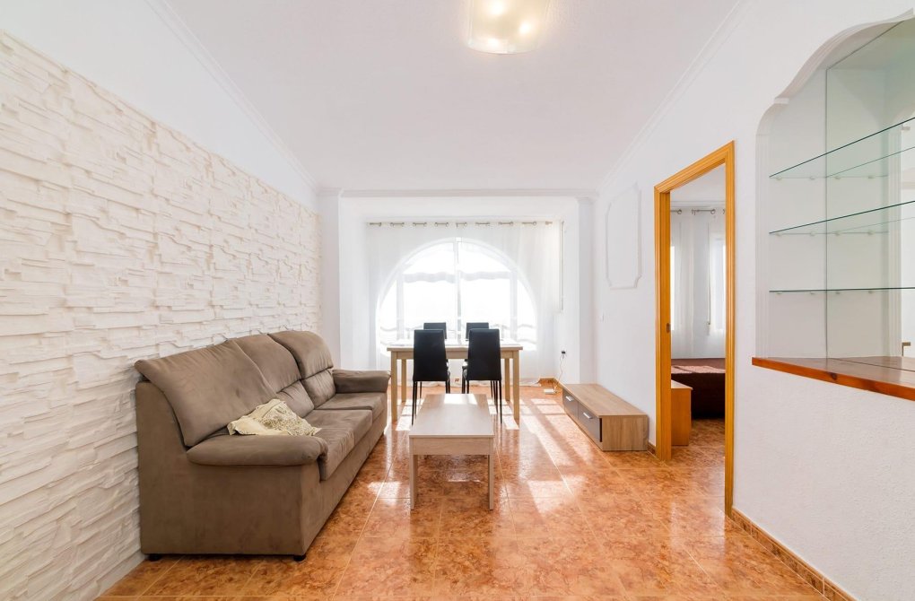 Resale - Apartment - Torrevieja - Habaneras