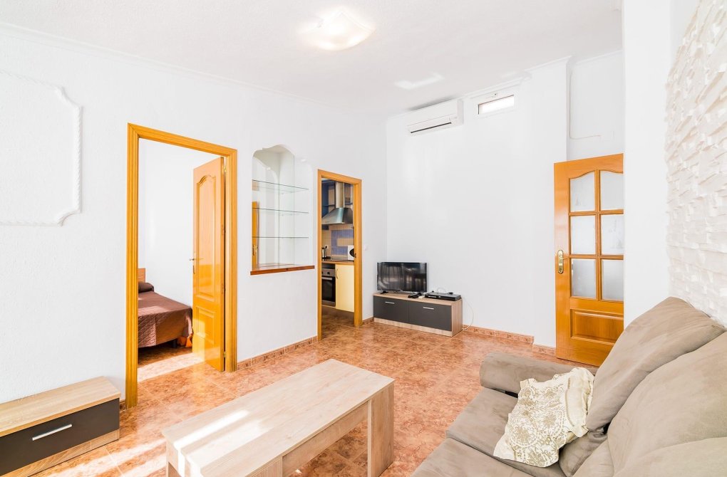 Resale - Apartment - Torrevieja - Habaneras