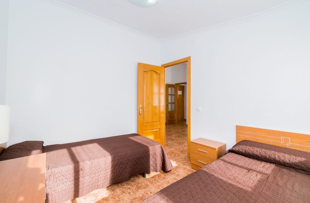 Resale - Apartment - Torrevieja - Habaneras