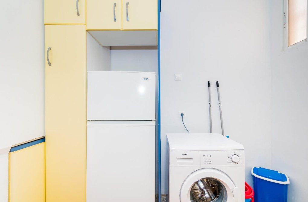 Resale - Apartment - Torrevieja - Habaneras