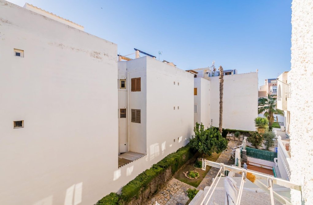 Resale - Apartment - Torrevieja - Habaneras