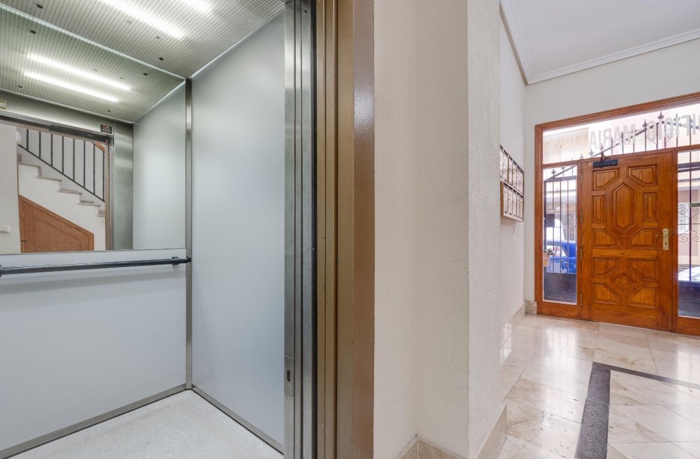 Resale - Penthouse - Torrevieja - Parque de las Naciones