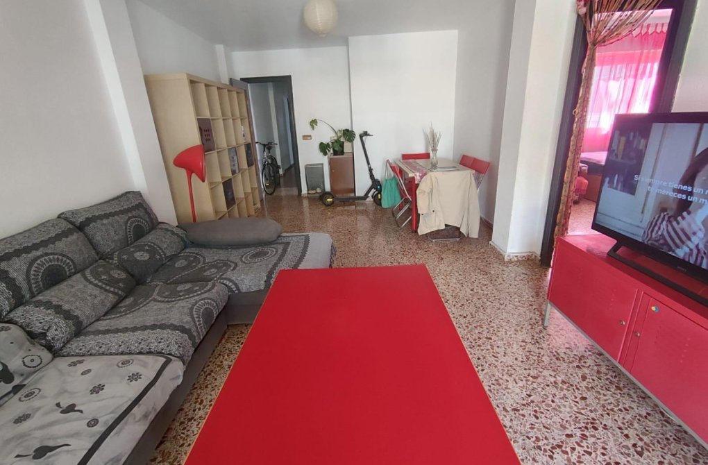 Resale - Apartment - Torrevieja - Playa del cura
