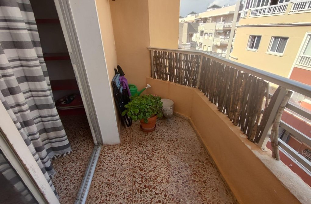 Resale - Apartment - Torrevieja - Playa del cura