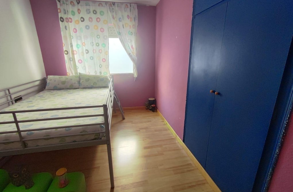 Resale - Apartment - Torrevieja - Playa del cura