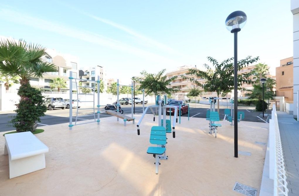 Resale - Apartment - Orihuela Costa - Villamartín-Las Filipinas