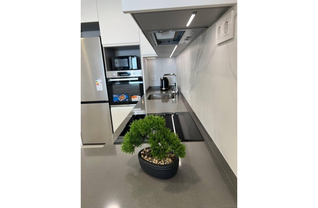 Resale - Apartment - Torrevieja - La Mata